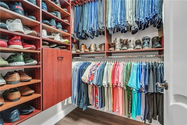 29 Foxboro Lane, Perinton, NY 14450