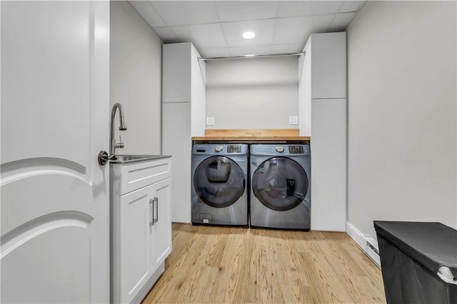 29 Foxboro Lane, Perinton, NY 14450