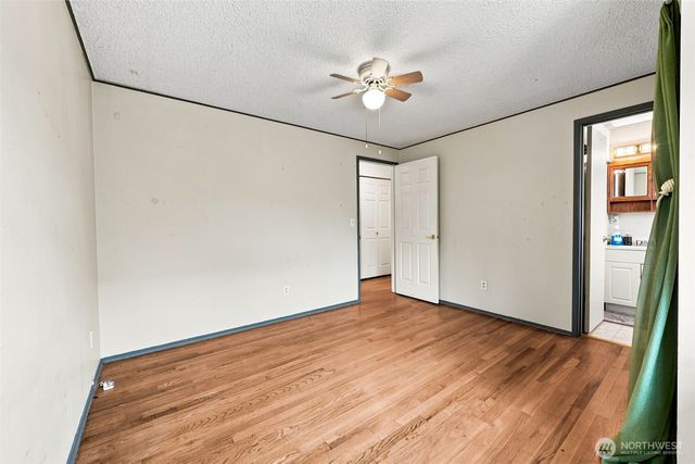 1111 Pierce Avenue NE, Renton, WA 98056