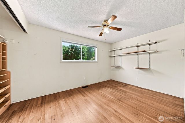 1111 Pierce Avenue NE, Renton, WA 98056
