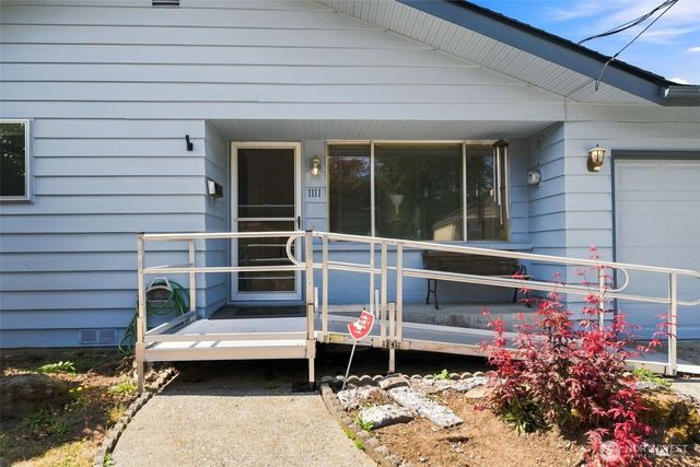 1111 Pierce Avenue NE, Renton, WA 98056