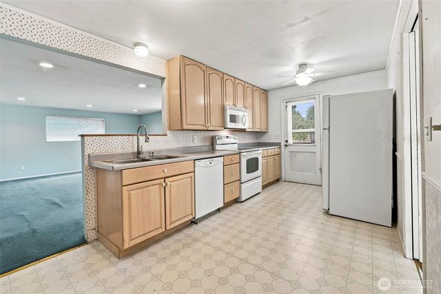 1111 Pierce Avenue NE, Renton, WA 98056