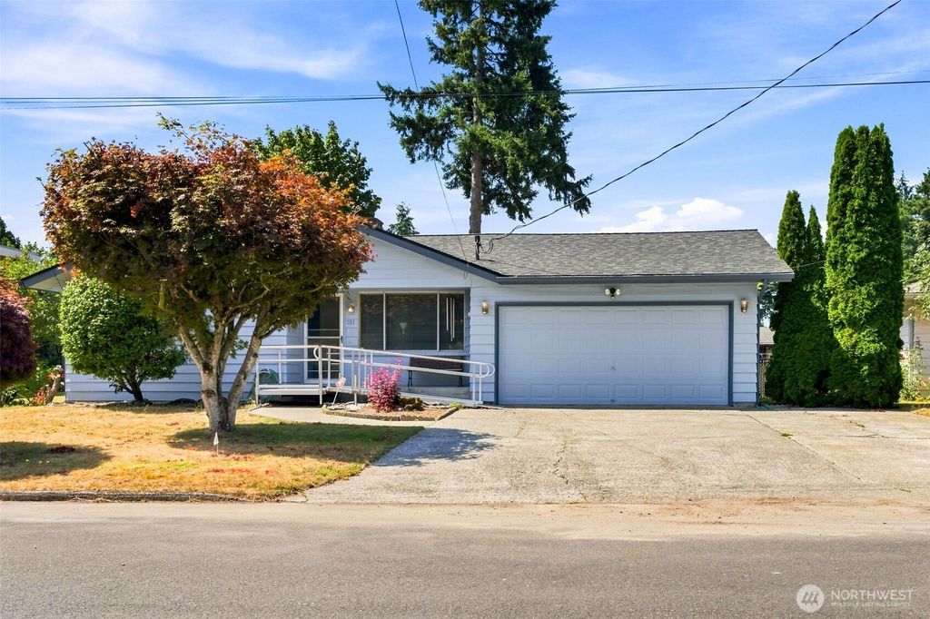 1111 Pierce Avenue NE, Renton, WA 98056