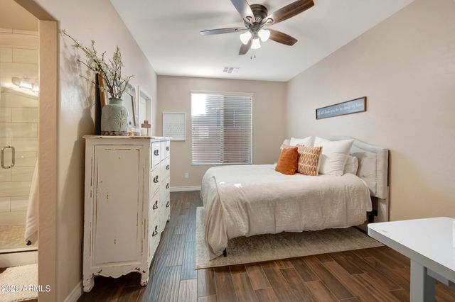 1832 E JADE Place, Chandler, AZ 85286