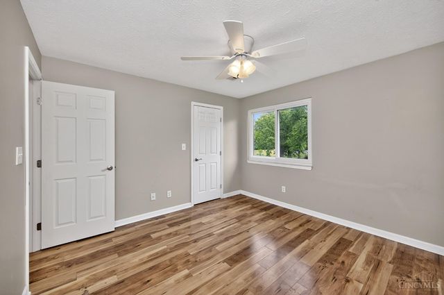 5986 Meadowcreek Drive, Miami Twp, OH 45150