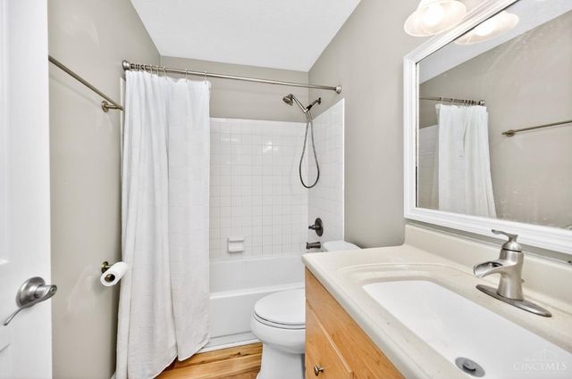 5986 Meadowcreek Drive, Miami Twp, OH 45150