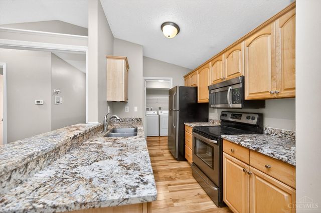 5986 Meadowcreek Drive, Miami Twp, OH 45150