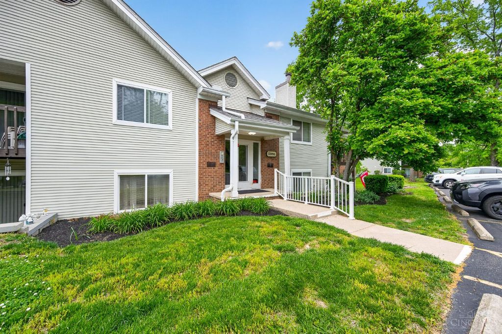 5986 Meadowcreek Drive, Miami Twp, OH 45150