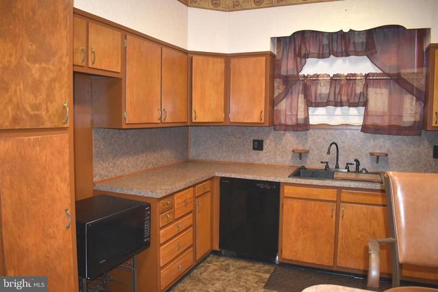 1823 S 17TH ST, Philadelphia, PA 19145