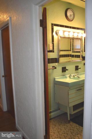 1823 S 17TH ST, Philadelphia, PA 19145