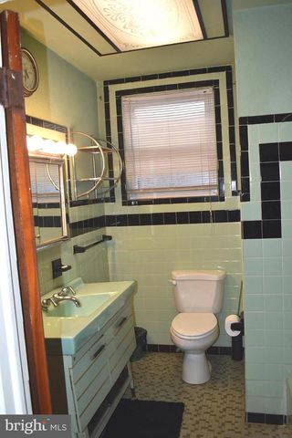 1823 S 17TH ST, Philadelphia, PA 19145