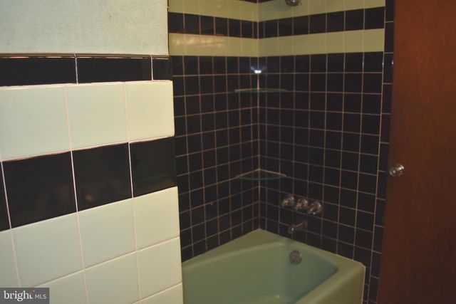 1823 S 17TH ST, Philadelphia, PA 19145