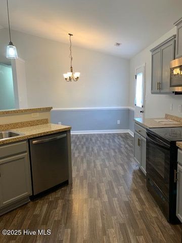 716 Addor Drive, Richlands, NC 28574