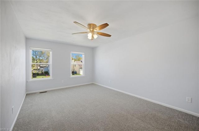 4900 Cliffony DR, Virginia Beach, VA 23464