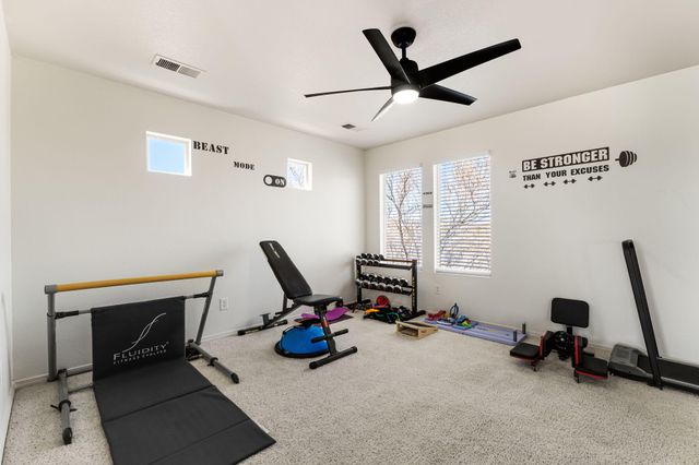 5908 Las Cadenas Road NW, Albuquerque, NM 87120