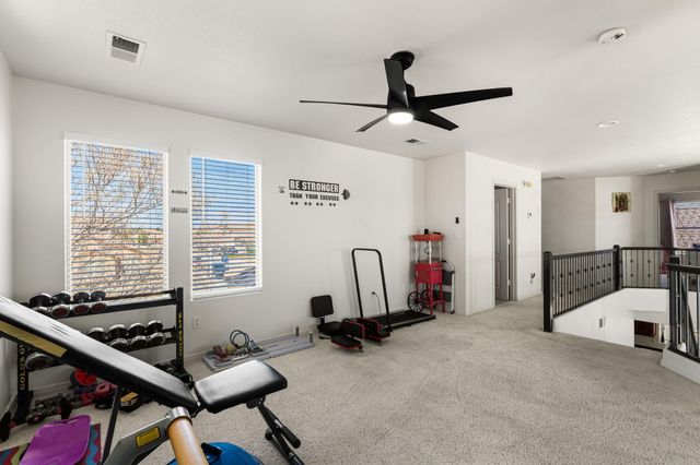 5908 Las Cadenas Road NW, Albuquerque, NM 87120