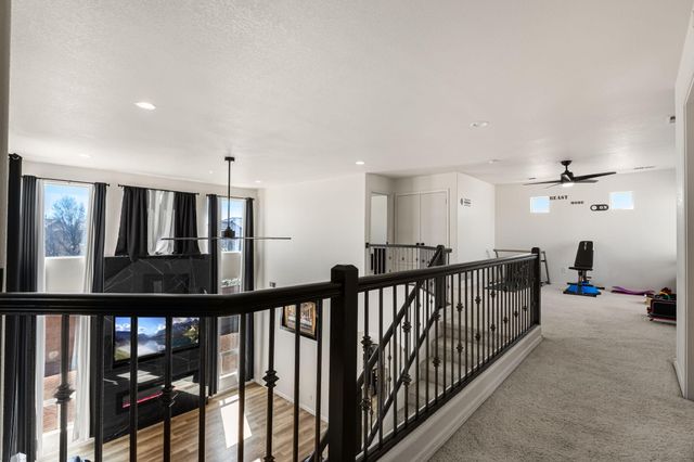 5908 Las Cadenas Road NW, Albuquerque, NM 87120