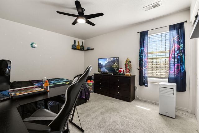 5908 Las Cadenas Road NW, Albuquerque, NM 87120