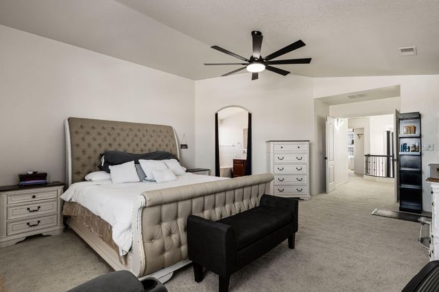 5908 Las Cadenas Road NW, Albuquerque, NM 87120