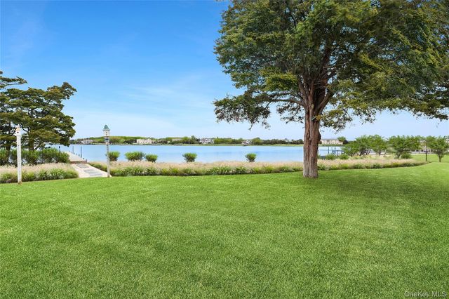 65 Shore Road, Westhampton, NY 11977