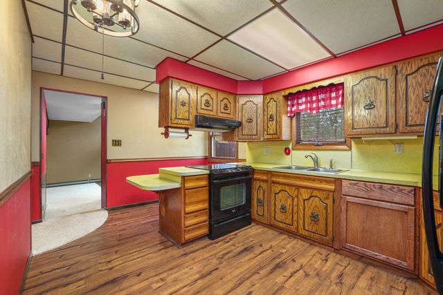 201 3RD ST NE, Mohall, ND 58761