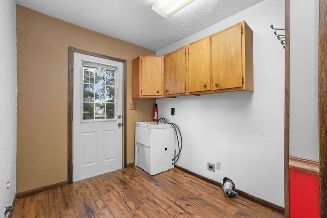 201 3RD ST NE, Mohall, ND 58761