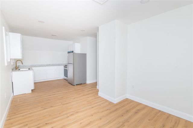 84 Pembroke Avenue, Providence, RI 02908