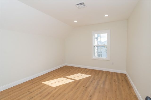 84 Pembroke Avenue, Providence, RI 02908