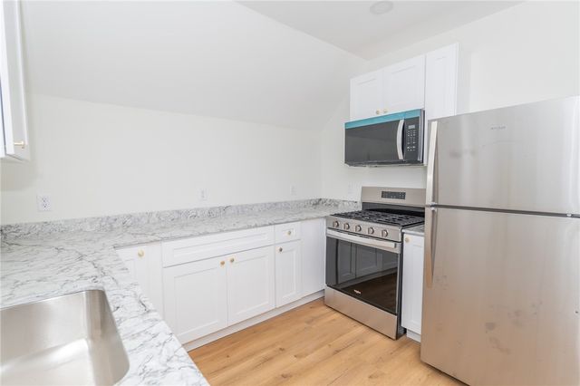 84 Pembroke Avenue, Providence, RI 02908