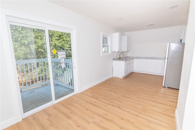 84 Pembroke Avenue, Providence, RI 02908