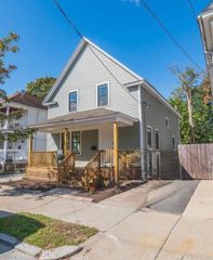 84 Pembroke Avenue, Providence, RI 02908