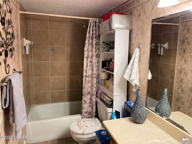 2801 N Halifax Ave Apt 134, Daytona Beach, FL 32118