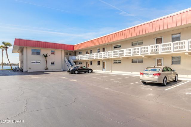 2801 N Halifax Ave Apt 134, Daytona Beach, FL 32118