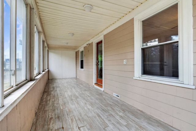 58 Lowell Road, Hudson, NH 03051