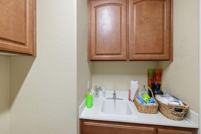777 Jonabel Way, Oakdale, CA 95361