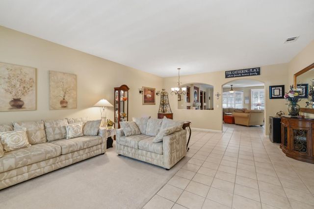 777 Jonabel Way, Oakdale, CA 95361