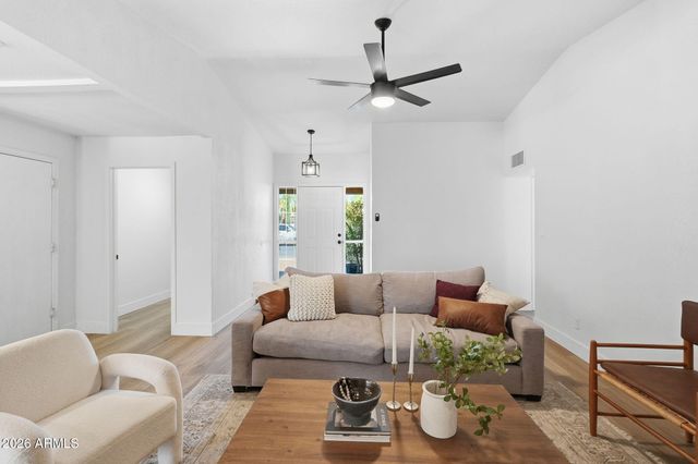 2625 E ISABELLA Avenue, Mesa, AZ 85204