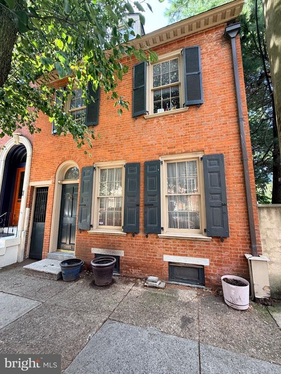1118 MARLBOROUGH ST, Philadelphia, PA 19125