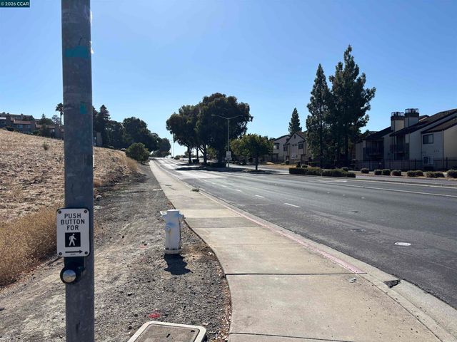 James Donlon Blvd, Antioch, CA 94509