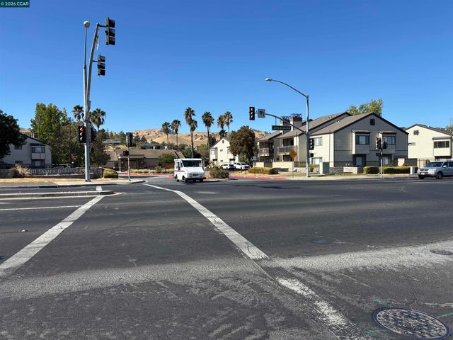 James Donlon Blvd, Antioch, CA 94509