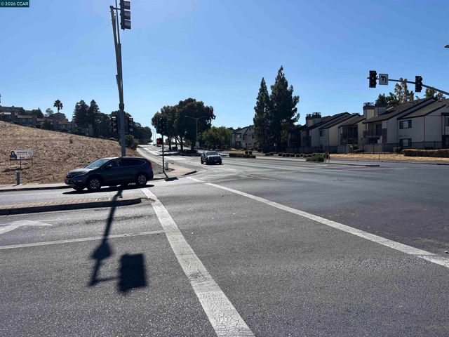 James Donlon Blvd, Antioch, CA 94509