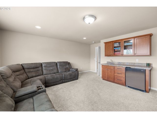 906 36TH Pl, Forest Grove, OR 97116