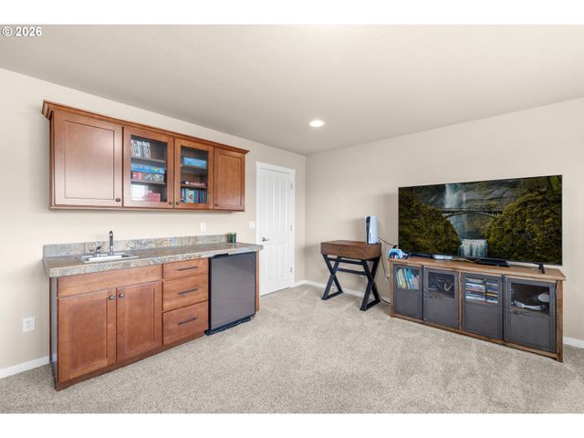 906 36TH Pl, Forest Grove, OR 97116