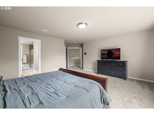 906 36TH Pl, Forest Grove, OR 97116