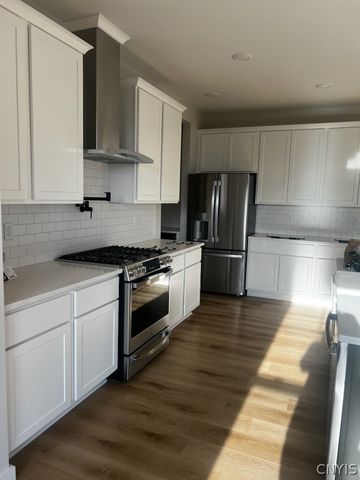 2518 Mystical Way, Camillus, NY 13031