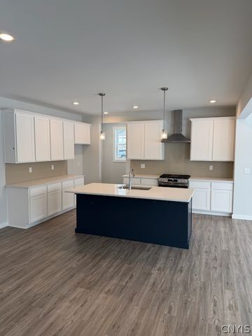 2518 Mystical Way, Camillus, NY 13031