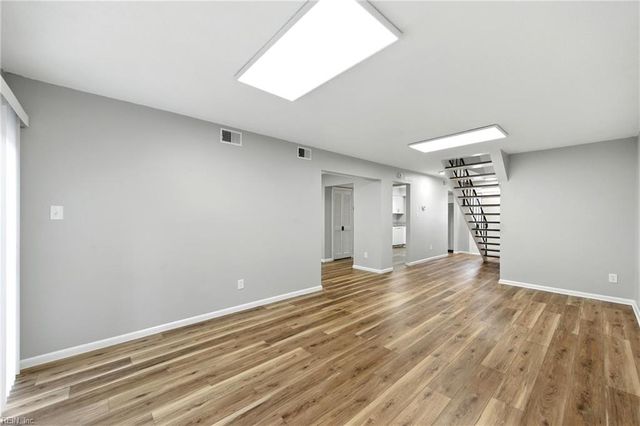1241 Glyndon DR, Virginia Beach, VA 23464