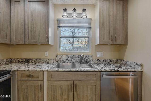 205 Blue Ridge Lane, Seymour, TN 37865