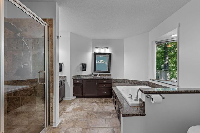 7105 W RIVER OAKS RD, Columbia, MO 65203