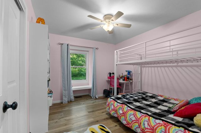 7105 W RIVER OAKS RD, Columbia, MO 65203